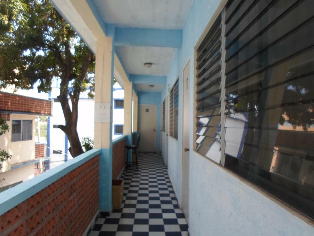 Casa De Huespedes Santa Fe Acapulco Hotel Bagian luar foto